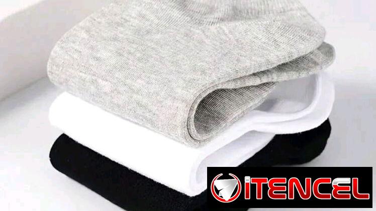 Medias cortas unisex  disponibles gris y blanca