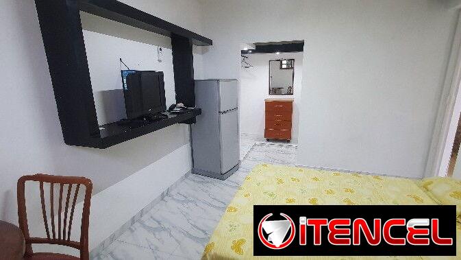 Pequeño Apartamento independiente 7ma ave Miramar Playa