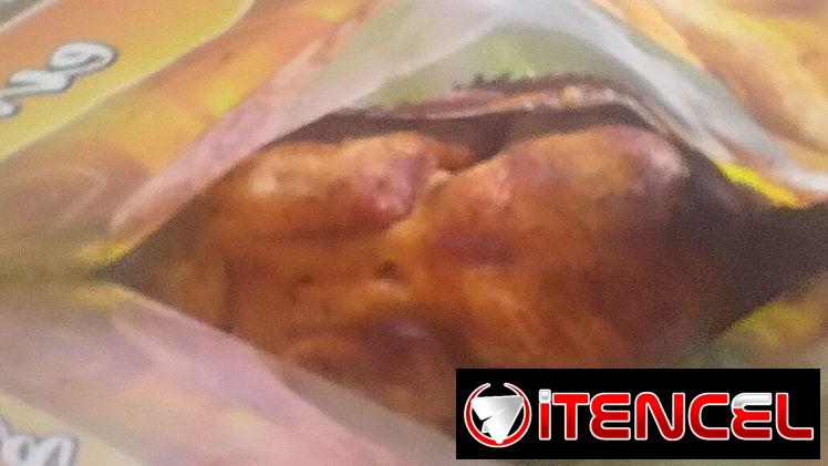 Pollo rostizado todos los días en calle L entre 11 y calzada vedado. Número para contactar 55519024 y 53214628