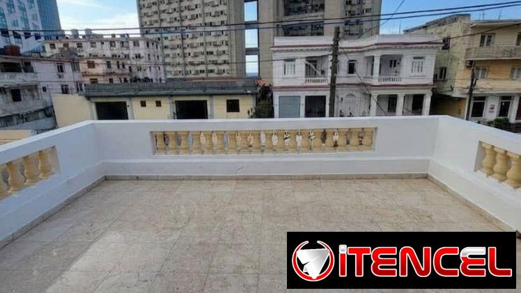 🏫SE VENDE ESTA CASA EN EL VEDADO🏫