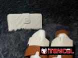 sandalias en 10 usd #35,36,37 y las de brillo me quda una sol #39