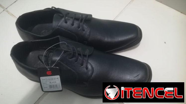 se venden zapatos de vestir  de hombre #46