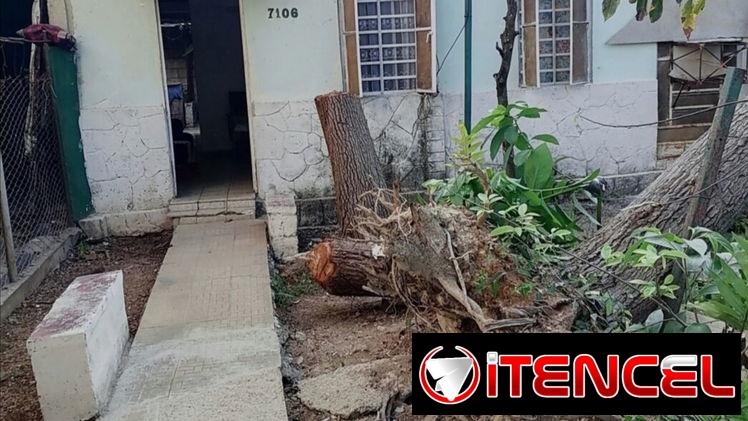 Se Renta Casa con Patio en Marianao