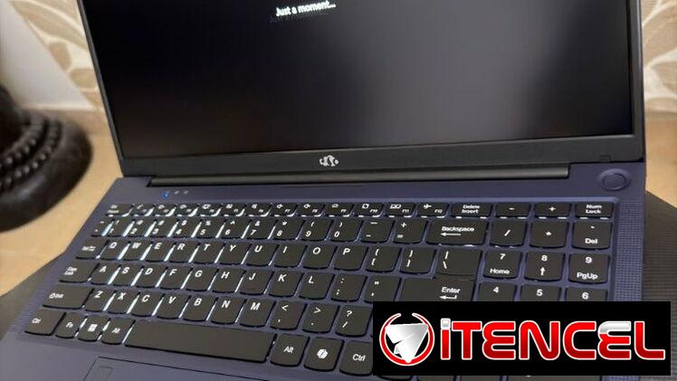 ¡NUEVA EN CAJA! Laptop Nimo 15.6″ • Intel N100 • 8GB RAM DDR5 • 256GB SSD • Huella y Teclado Retroiluminado • $330