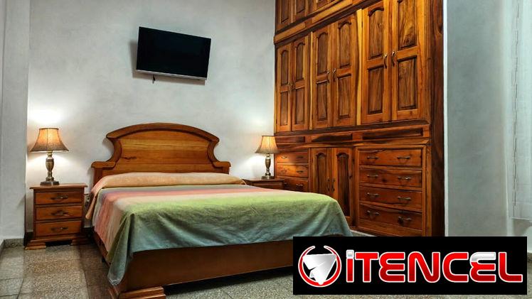 SE RENTA APARTAMENTO DE UN DORMITORIO CERCA DEL VEDADO POR 25 Y MALECON. 53880216