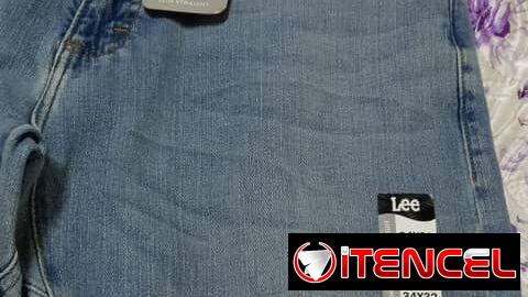Pitusa de hombre talla 34 x 32 marca Lee nuevo