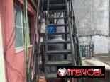 🏡 Casa en venta – Marianao 3 pisos, céntrica y con terraza