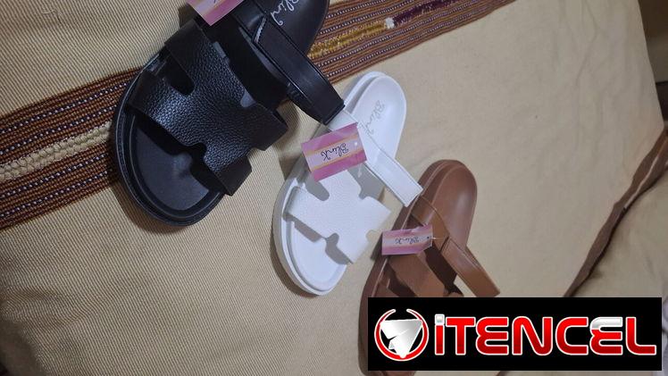 Sandalias tipo Hermes