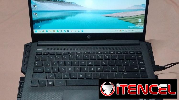 LAPTOP HP 240 G8 NOTEBOOK PC
