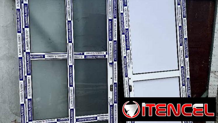 Puertas de aluminio. Ventanas. Bajos de meseta ect