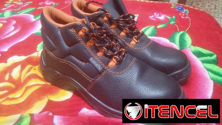 Botas de trabajo # 42 en venta