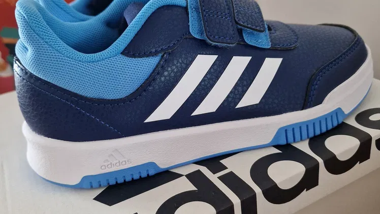 Adidas Tensaur Sport 2.0 C – ¡Comodidad y Estilo para los Peques!