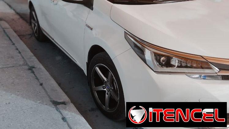 Vendo o negocio toyota Corolla, híbrido, 2018
