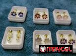 Aretes laminados en oro