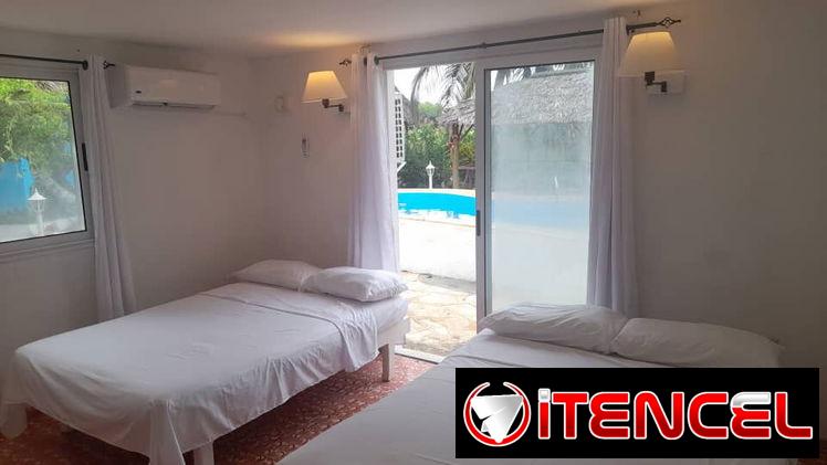 SE RENTA CASA DE 3 HABITACIONES CON PISCINA A LA ENTRADA DE VARADERO. 54026428