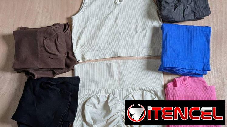 Juego deportivo, licra levanta glúteos y blusa corta