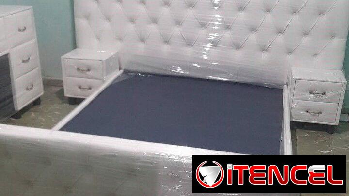 Cama tapizada