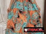 Vestido largo estampado con abertura central