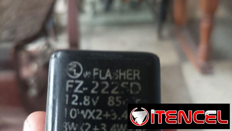 Relay intermitente Susuki moto