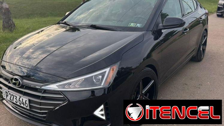 Vendo negocio, Hyundai Elantra, 2020 carro impecable. Pintura de faria