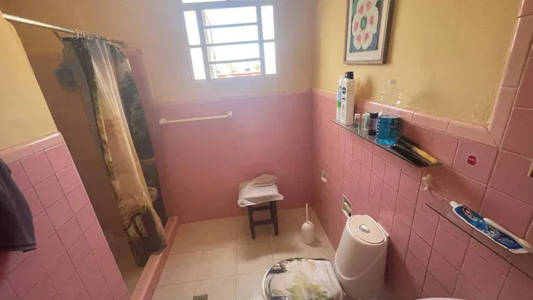 Ofertaaa apto frente de calle con balcón y 80 metros cuadrados. Excelente oportunidad de inversión!!!