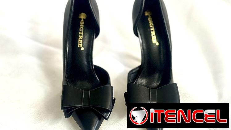 Zapatos negros de vestir