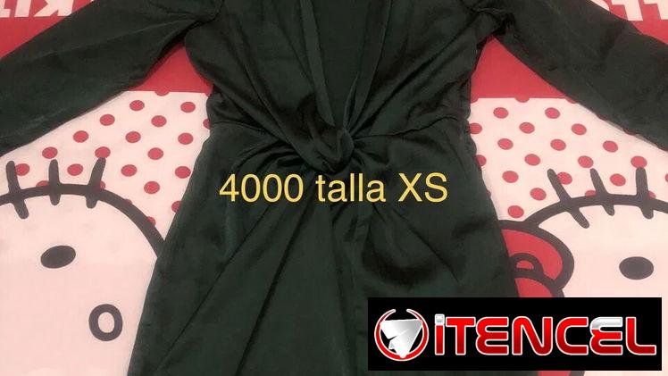 Juego de pantalón y blusa roja marca SHEN . Talla XS y vestidos 👗 talla S y XS.