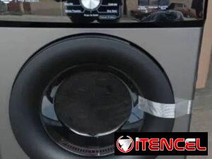 300c91563de34b4bd93a6c8c7874b9402a2f4b558d15a9a02a3d52d1f6ca9131