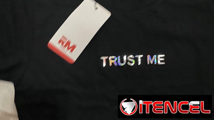 pullover de mujer marca RM, pulover de mujer, camiseta negra juvenil, pullovers juveniles, pullovers cortos y