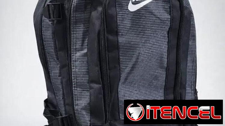Mochila Nike