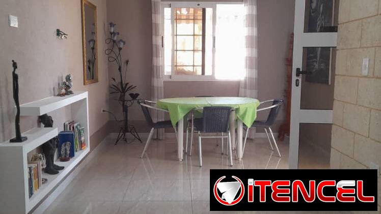 Se renta casa de 3 habitaciones en Varadero a 100 metros de la playa. 54026428