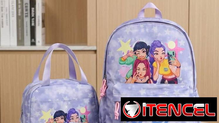 Mochila y merendero de las guerreras K-pop Huntrix