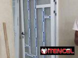 Carpintería de aluminio y cristal , puertas y ventas de aluminio y cristal , bajo de mesetas , paño fijo