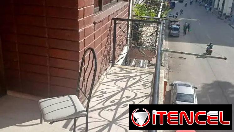 🎯 Apartamento cerca de la Época, renta lineal, no se va la luz.
