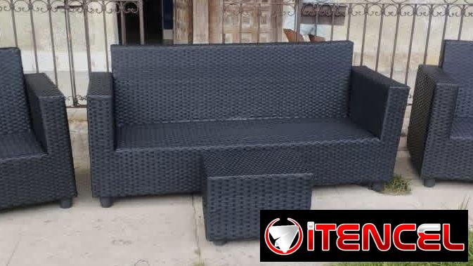 Vendo juego de mueble de mimbre sintético