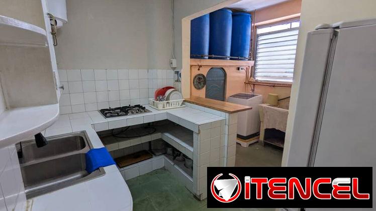 RENTA LINEAL EN LA RAMPA, VEDADO