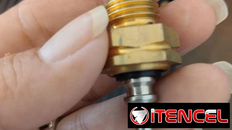 PIEZAS DE MERCEDES BENZ  – Amortiguador de distribución Mercedes Benz Ssangyong 60 USD  – Correa 6 PK 2100 60 USD  – Jun