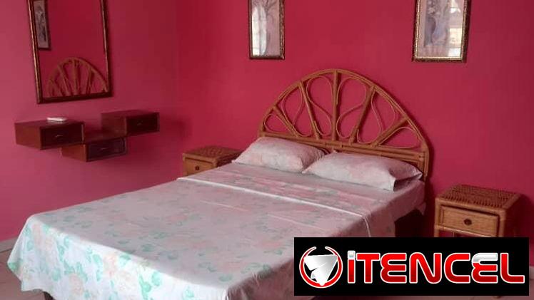 Renta con 5 habitaciones en la playa de Guanabo,  REBAJA DE PRECIO,  +53 52463651  ,1Piscina para adultos y 1 de niños