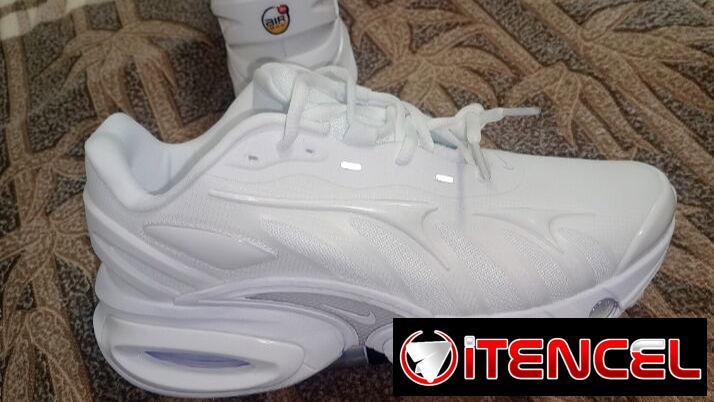 Tenis NIKE Air Max DN. Talla 45