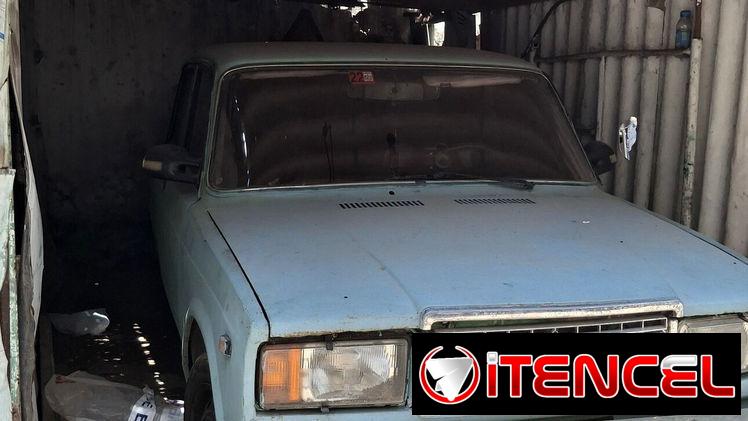 Lada 2107 con motor grande