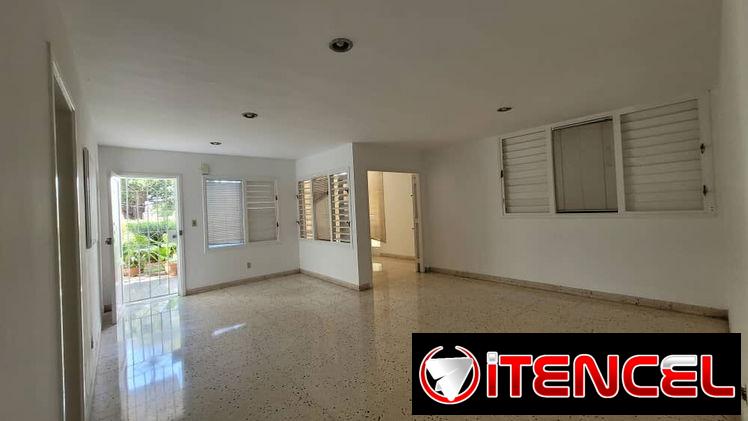 Venta apartamento bajos 3 cuartos garaje 57mil usd 53582376