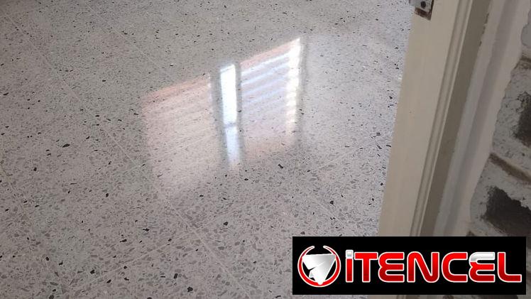 Pulido de pisos. Contamos con equipamiento moderno y productos para lograr un excelente resultado en todo tipo de piso.