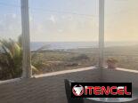 Casa con vista al mar