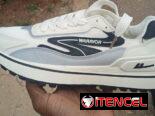 Tenis nuevos marca Warriors.