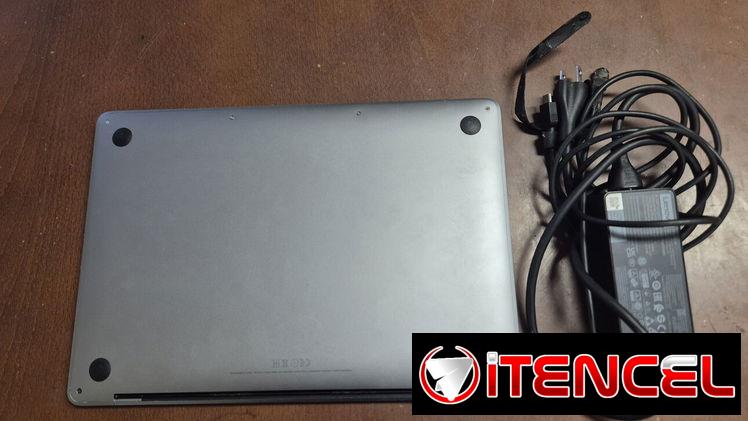 MACBOOK PRO RETINA A1708…