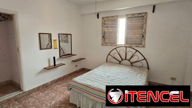 Apartamento de 2/4, Playa (P-235)