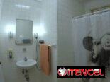 Se alquila apartamento  EN EL VEDADO DE UNA HABITACION bien CERCA DEL HABANA LIBRE.53880216