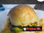 Hamburguesas, Sándwiches y Emparedados de atún y cebolla, Menú disponible y variado para toda ocasión (Kinetica)