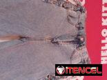 Pitusa azul con candena marca SHEEN talla 28. Patas ancha y pulovers corto  S. Shor de mezclilla talla XXS. Estraples.