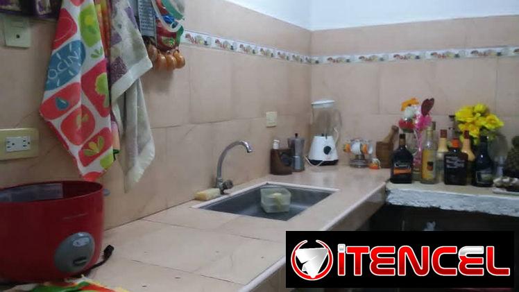 Venta de casa en Regla , puerta de calle